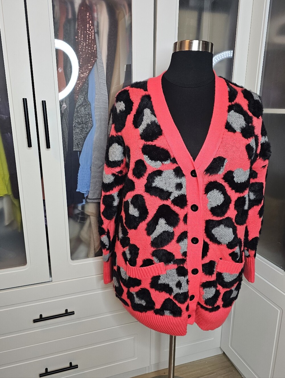 Torrid pink animal print cardigan sweater size 1X